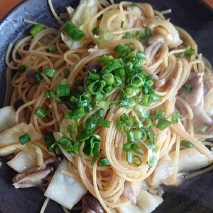 キャベツとしめじのゆず胡椒パスタ